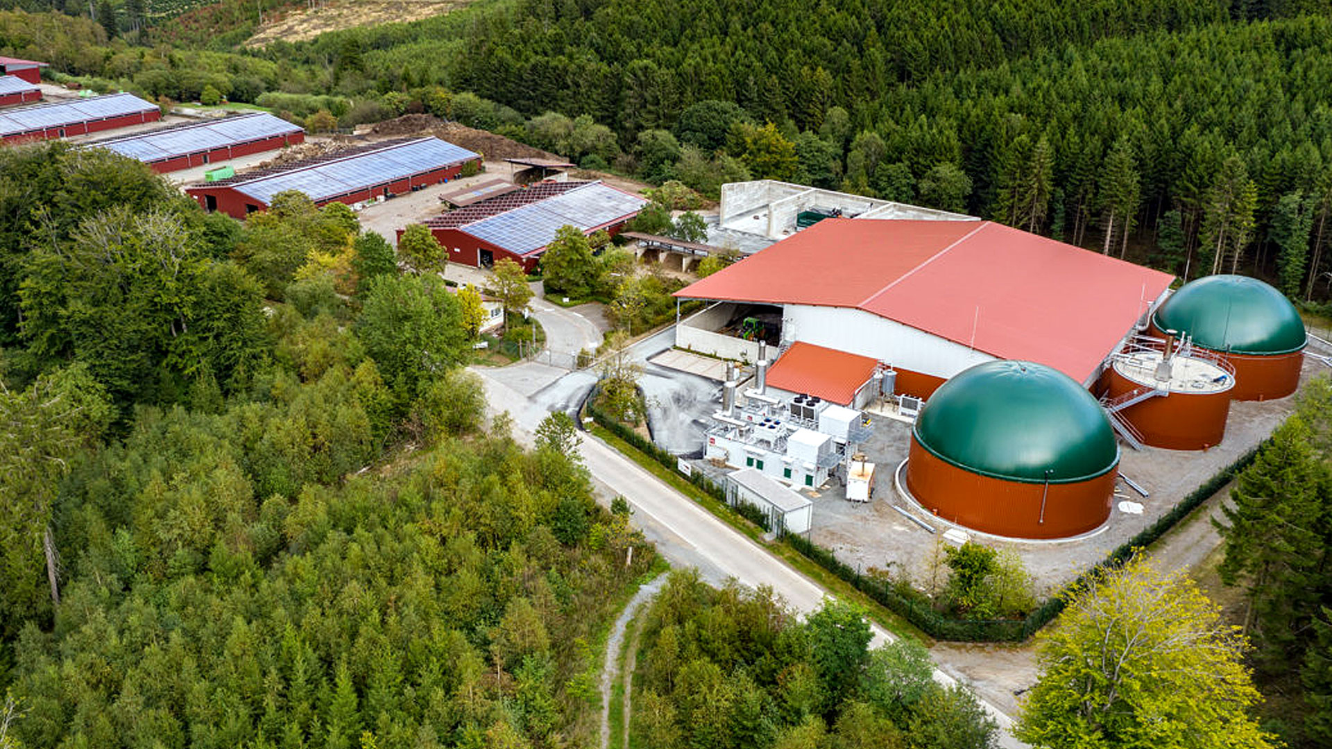 anaerobic digestion plant